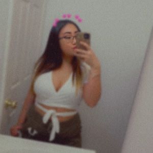 Meet your Posher, Michaela